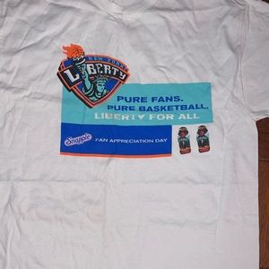 WNBA New York Liberty Vintage tee